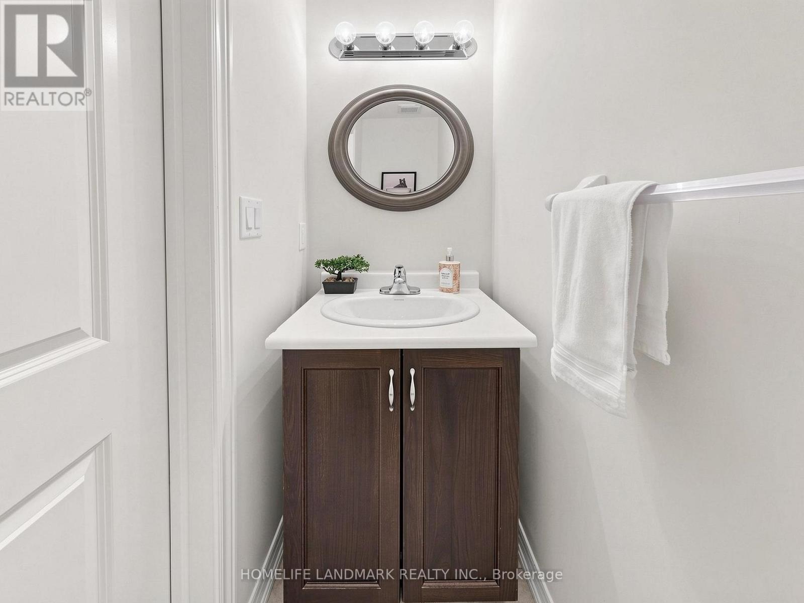 31 True Blue Crescent, Caledon, ON - Indoor Photo Showing Bathroom
