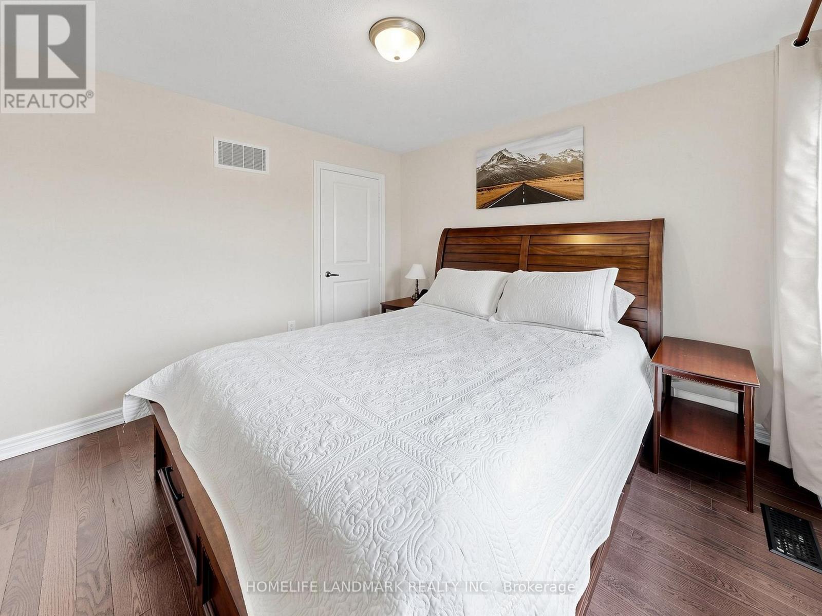31 True Blue Crescent, Caledon, ON - Indoor Photo Showing Bedroom