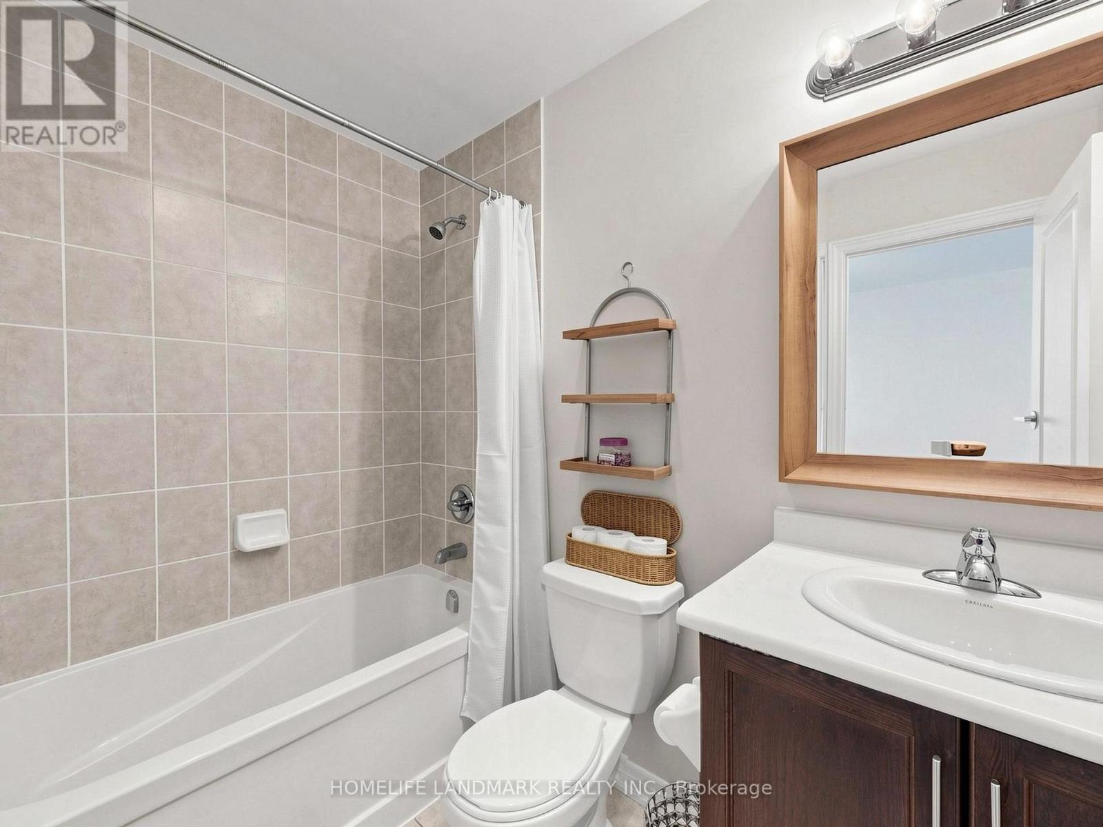 31 True Blue Crescent, Caledon, ON - Indoor Photo Showing Bathroom