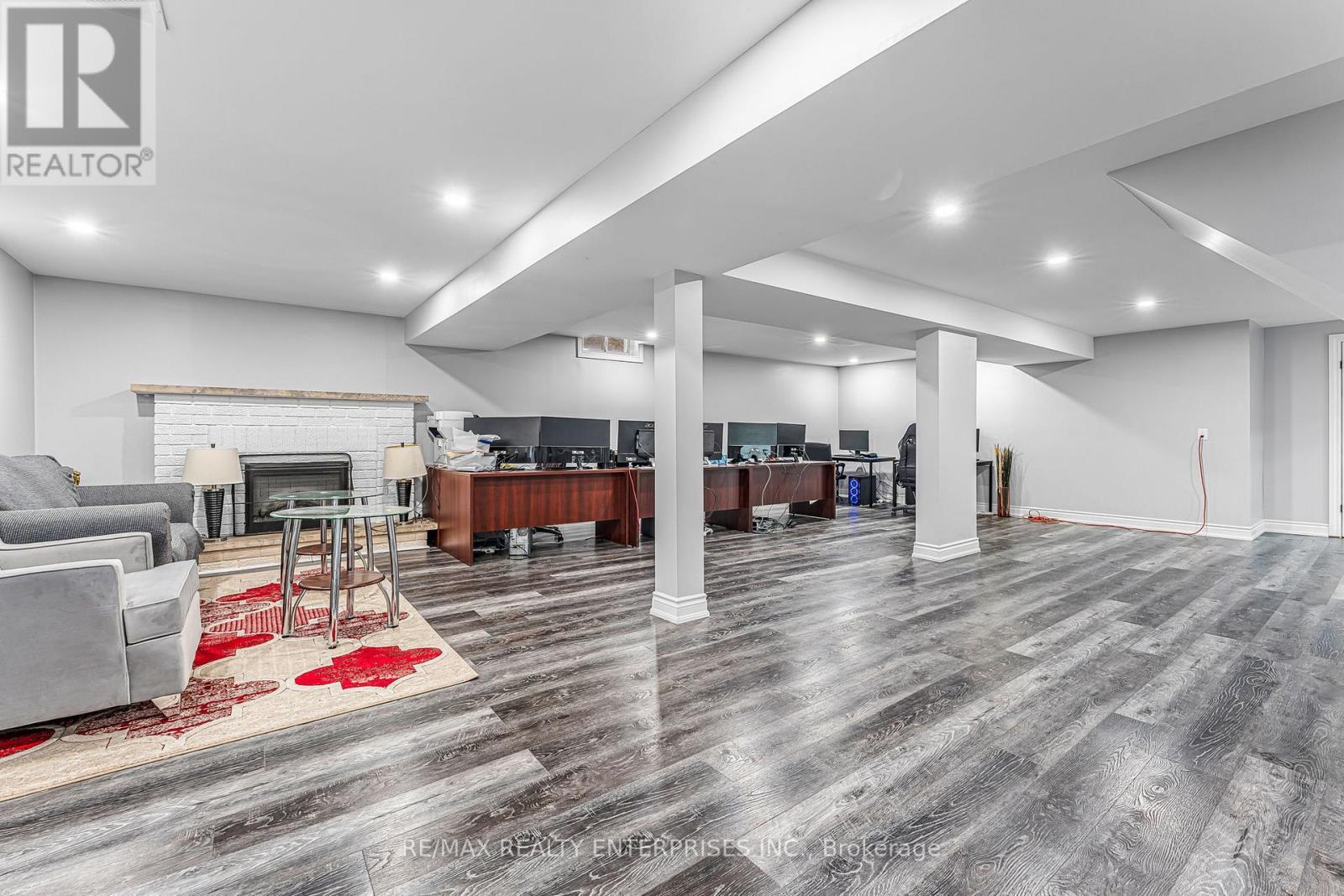 1221 Creekside Drive, Oakville, ON - Indoor