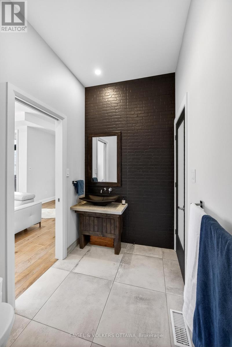 178 Main Street, Ottawa, ON