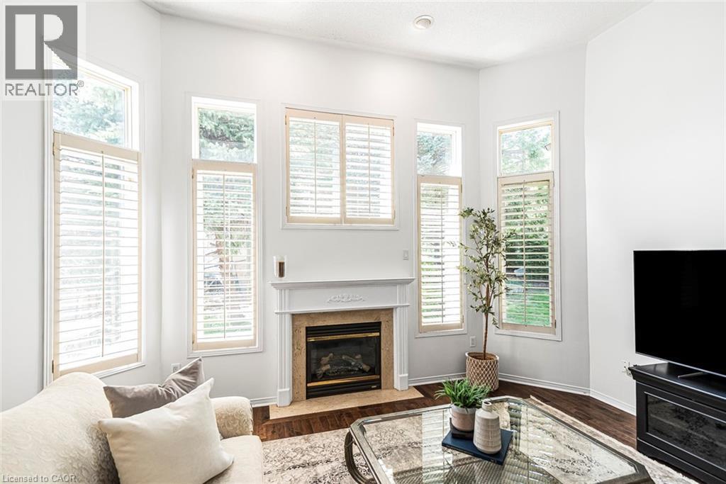 102 Moore Crescent, Ancaster, ON - Indoor Photo Showing Living Room With Fireplace