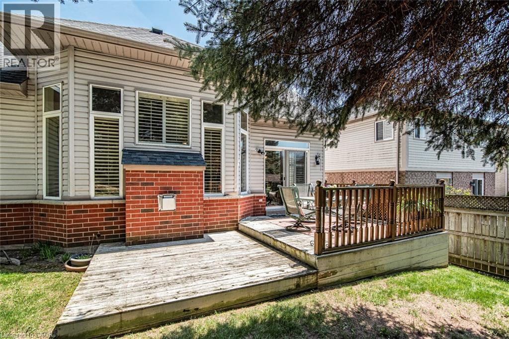 102 Moore Crescent, Ancaster, ON - Outdoor With Deck Patio Veranda