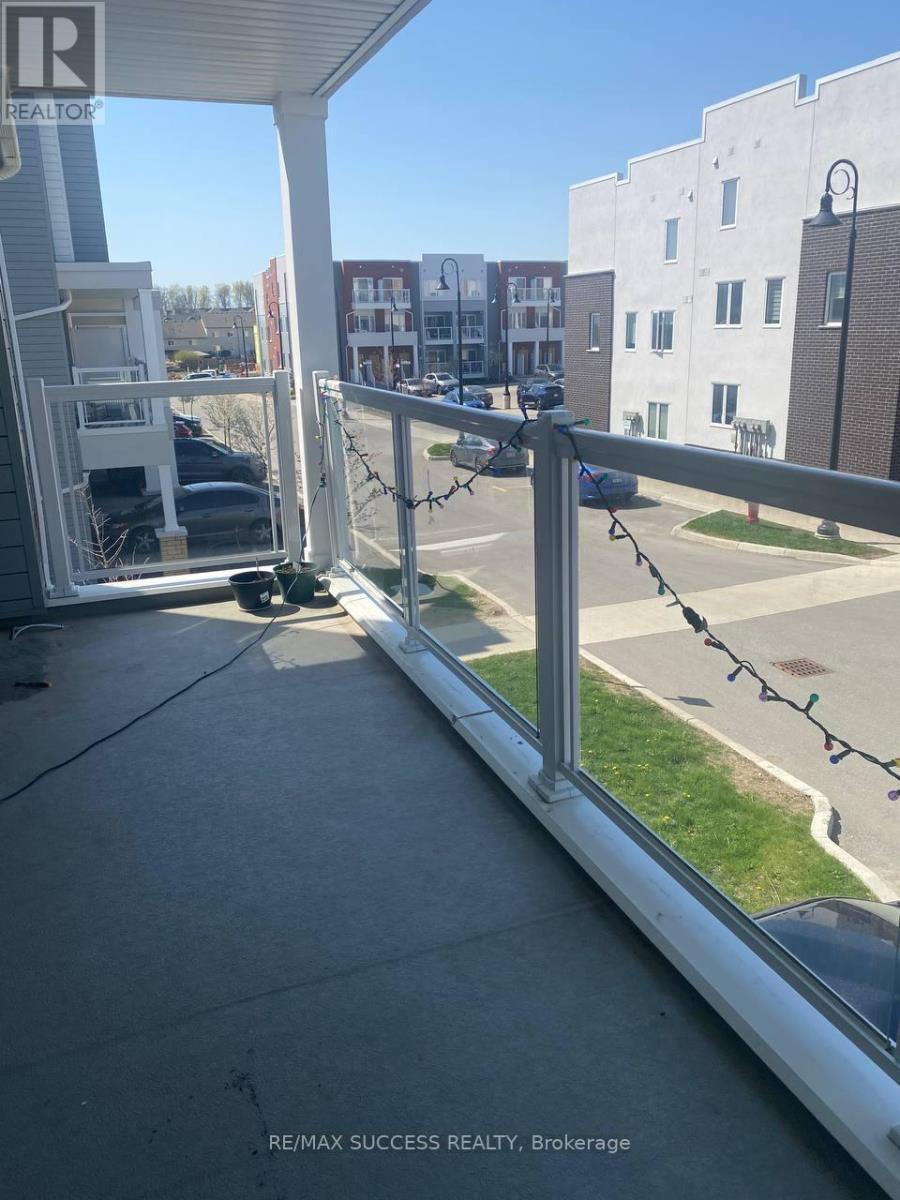 80 Progress Crescent, Kitchener, ON - Outdoor With Balcony With View