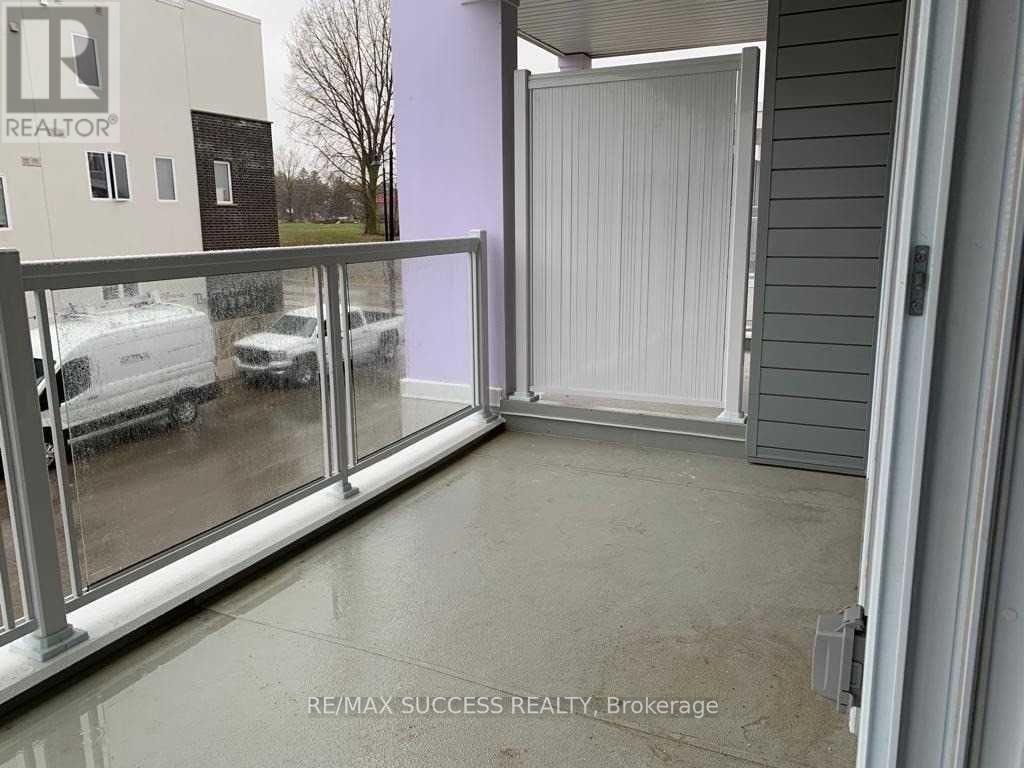 80 Progress Crescent, Kitchener, ON - Outdoor With Balcony With Exterior