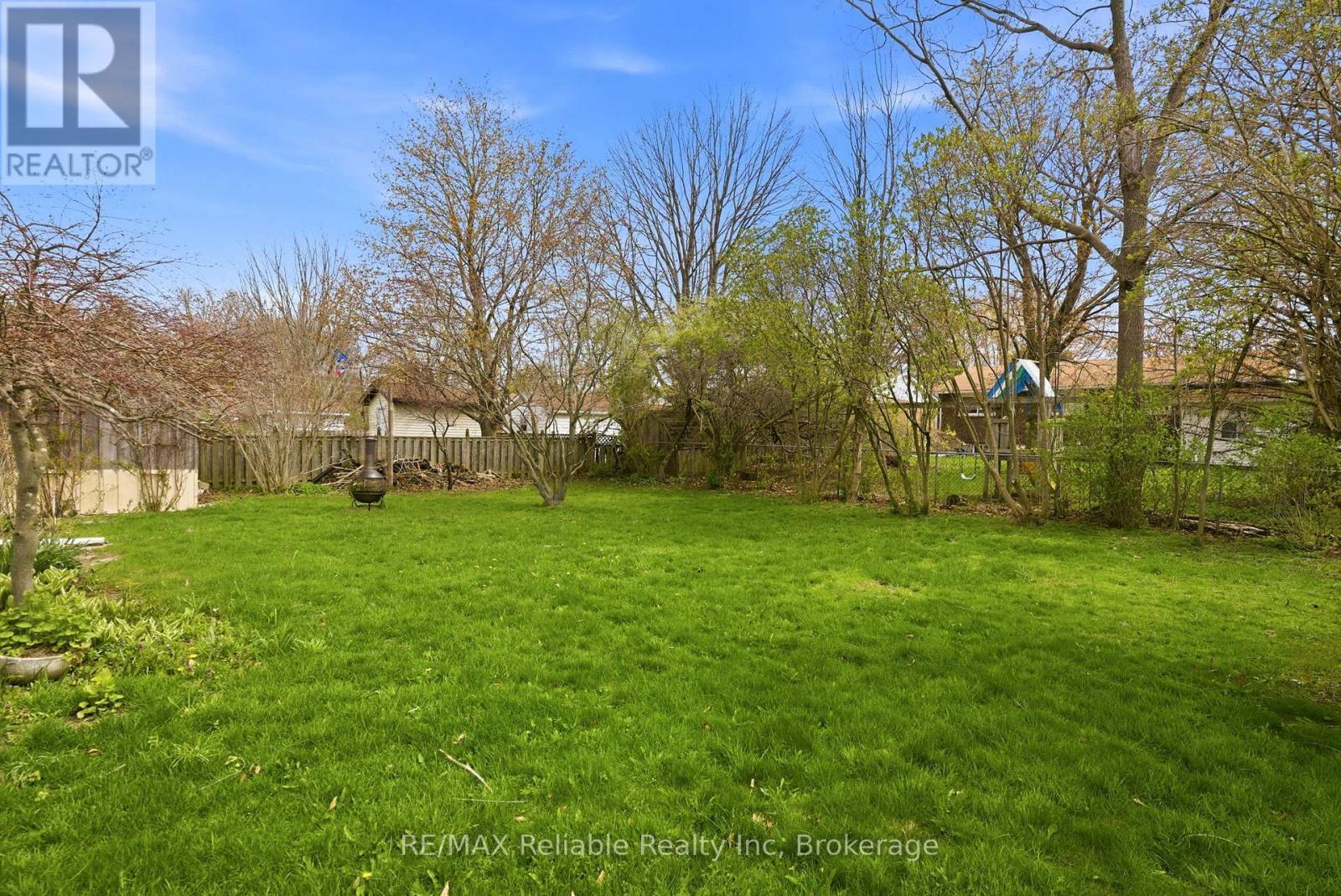 313 Krohmer Drive, Goderich (Goderich (Town)), ON - Outdoor