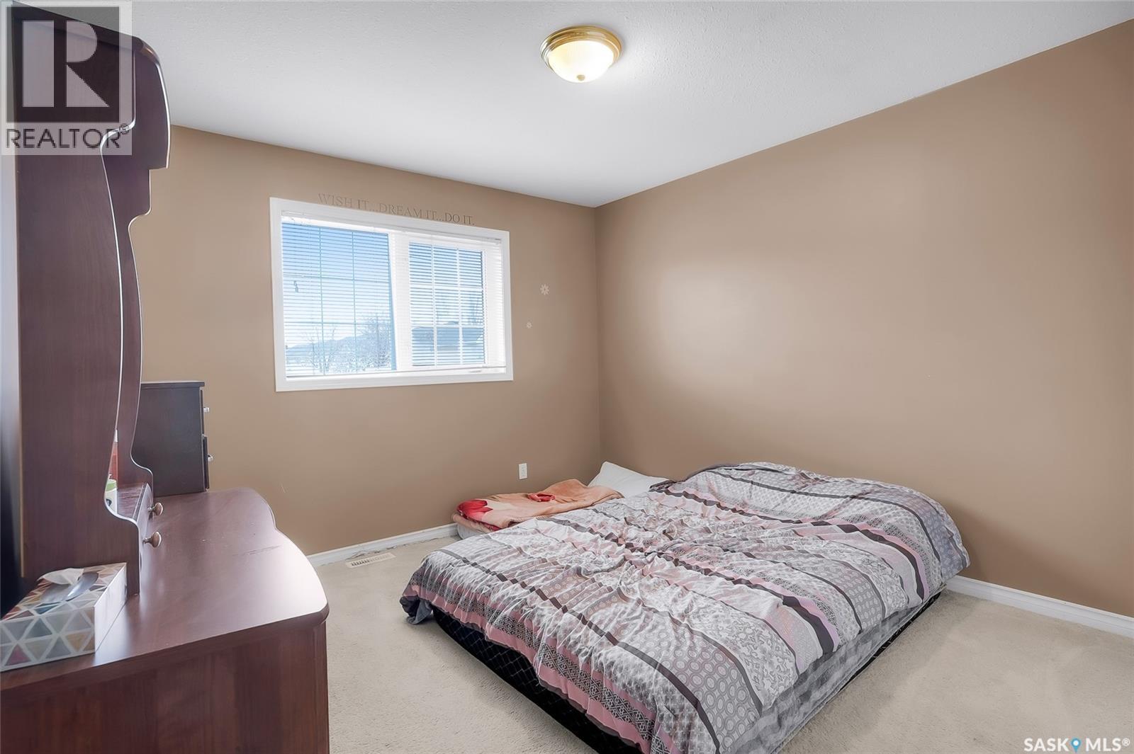 17 111 Fairbrother Crescent, Saskatoon, SK - Indoor Photo Showing Bedroom