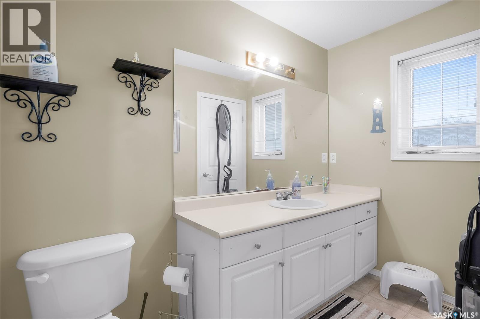 17 111 Fairbrother Crescent, Saskatoon, SK - Indoor Photo Showing Bathroom