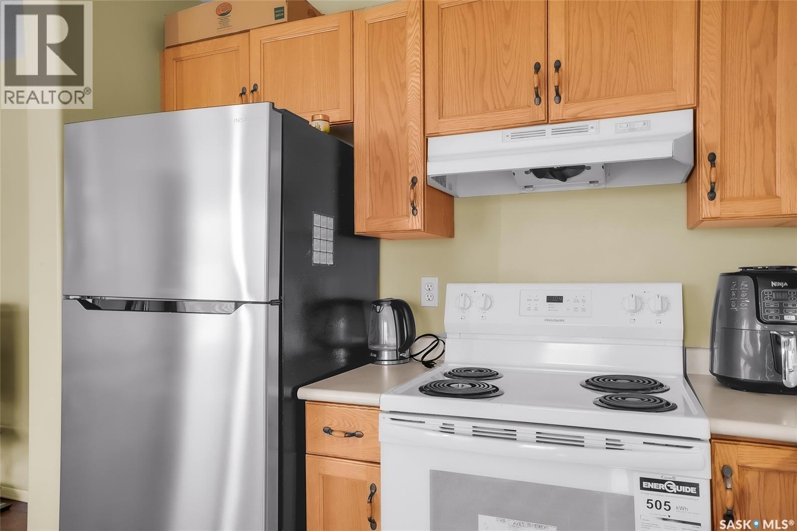 17 111 Fairbrother Crescent, Saskatoon, SK - Indoor Photo Showing Kitchen