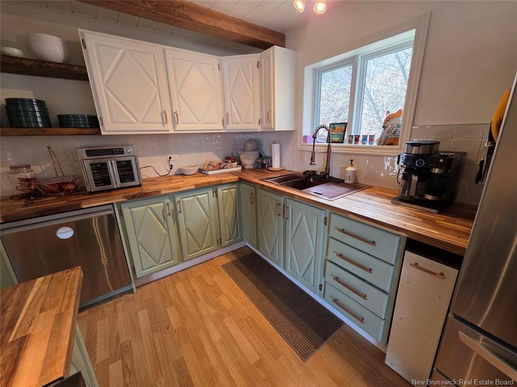 5722 Centrale St, Lac Baker, NB