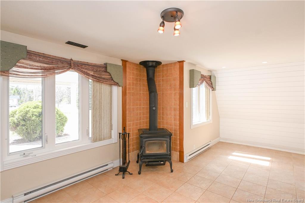 14 Chaleur St, Maisonnette, NB