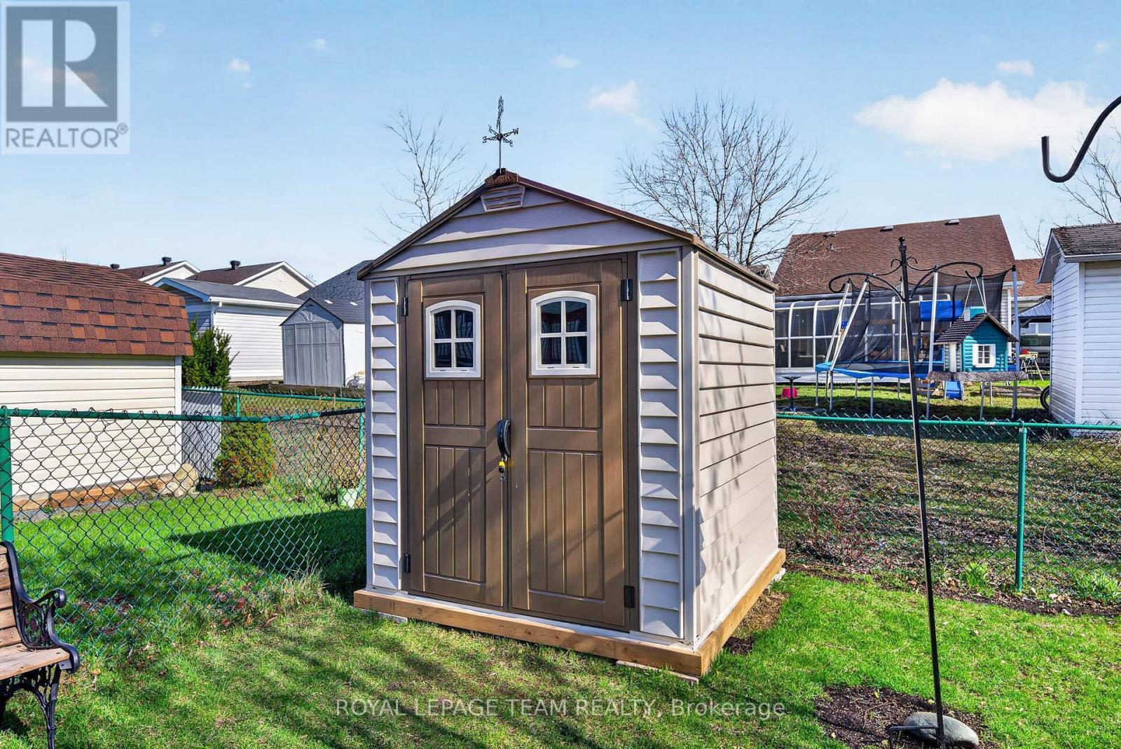 106 Hemlock Crescent, Cornwall, ON - Outdoor