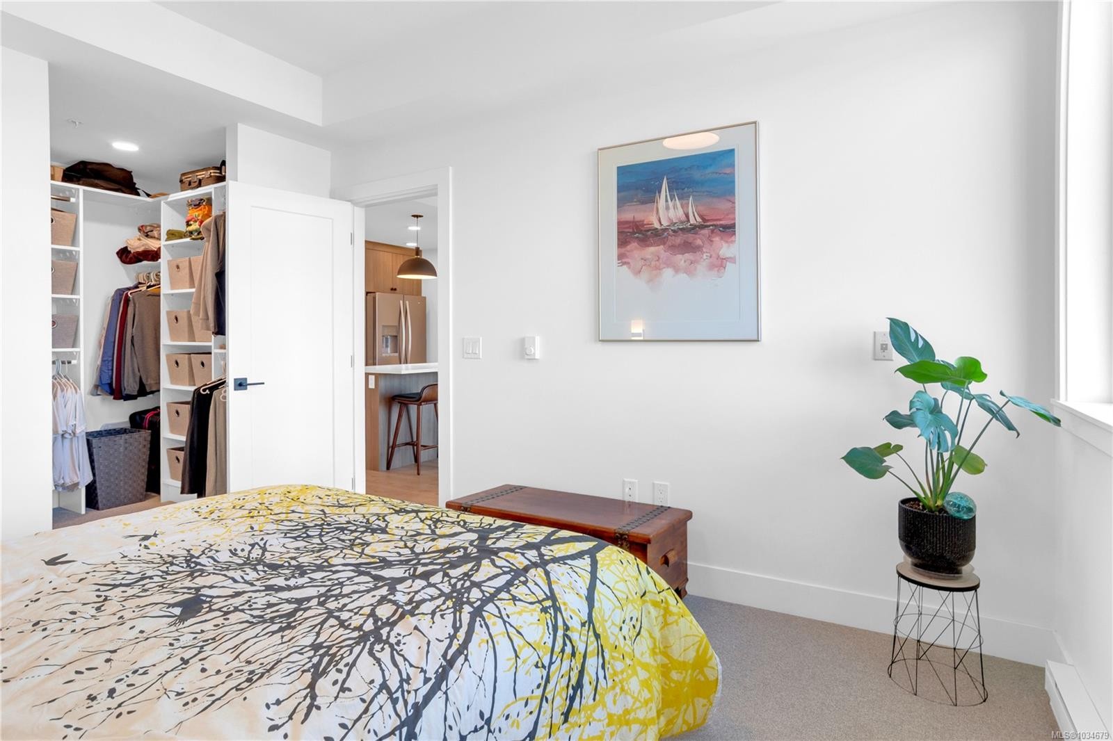 402-201 Dogwood Dr, Ladysmith, BC - Indoor Photo Showing Bedroom