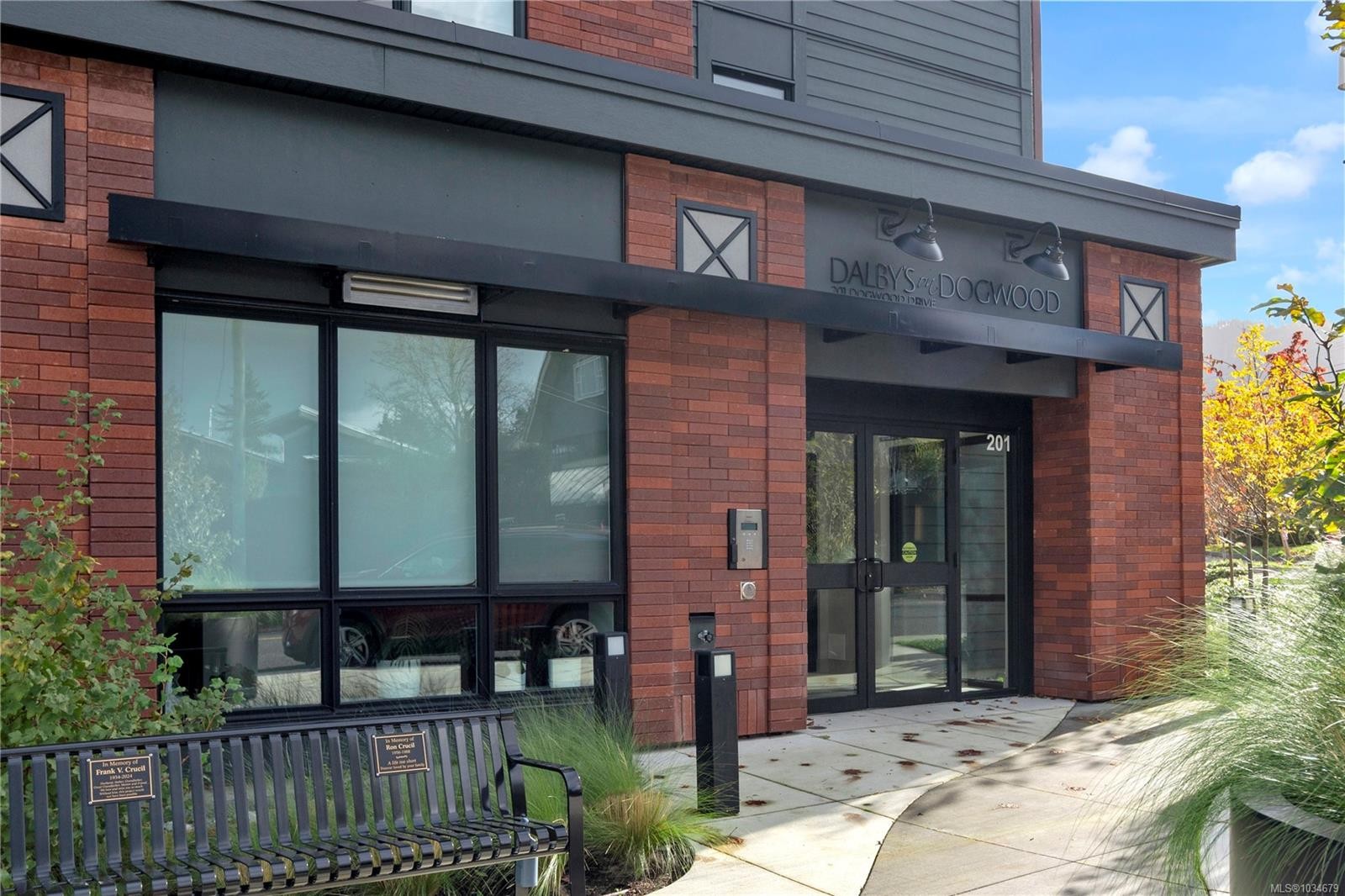 402-201 Dogwood Dr, Ladysmith, BC - Outdoor With Exterior