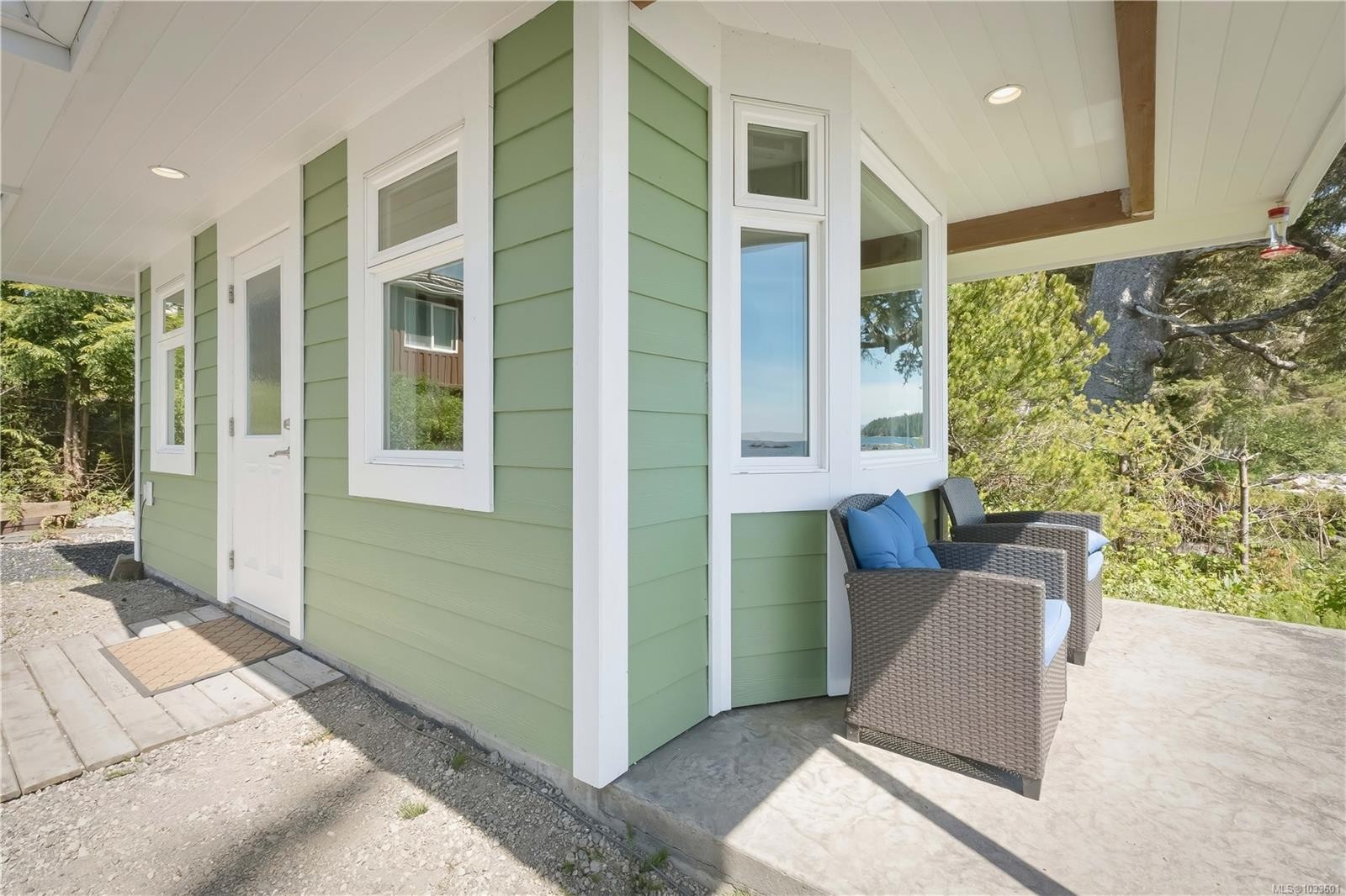 1006 Seventh Ave, Ucluelet, BC