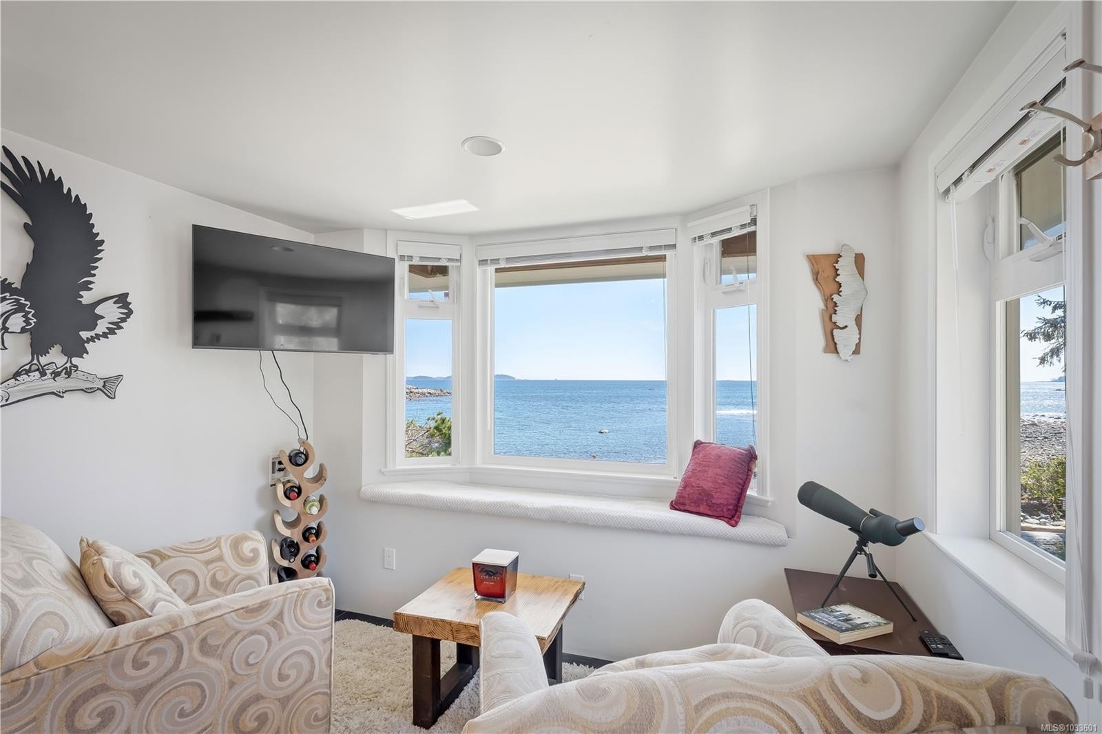 1006 Seventh Ave, Ucluelet, BC