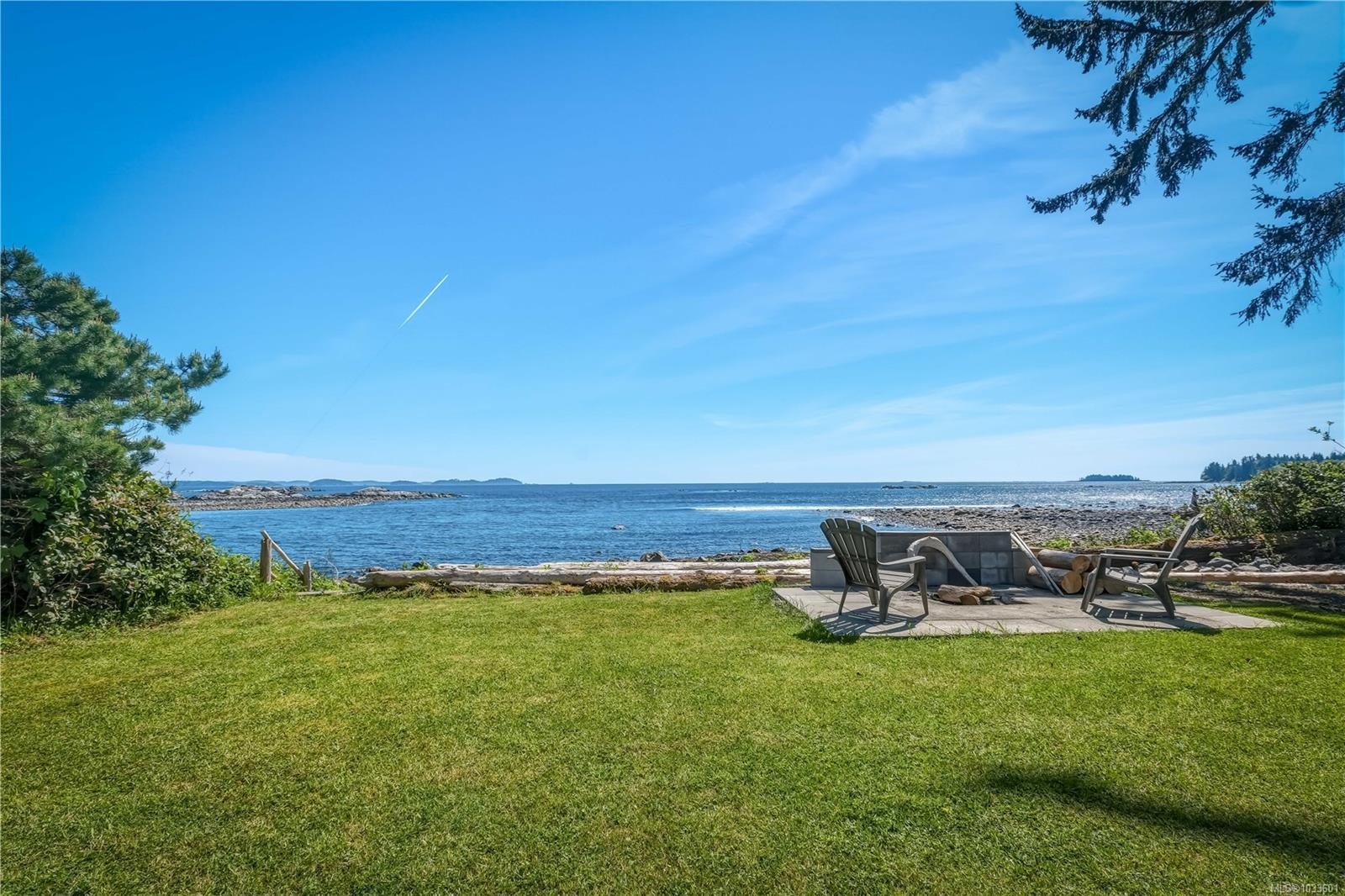 1006 Seventh Ave, Ucluelet, BC
