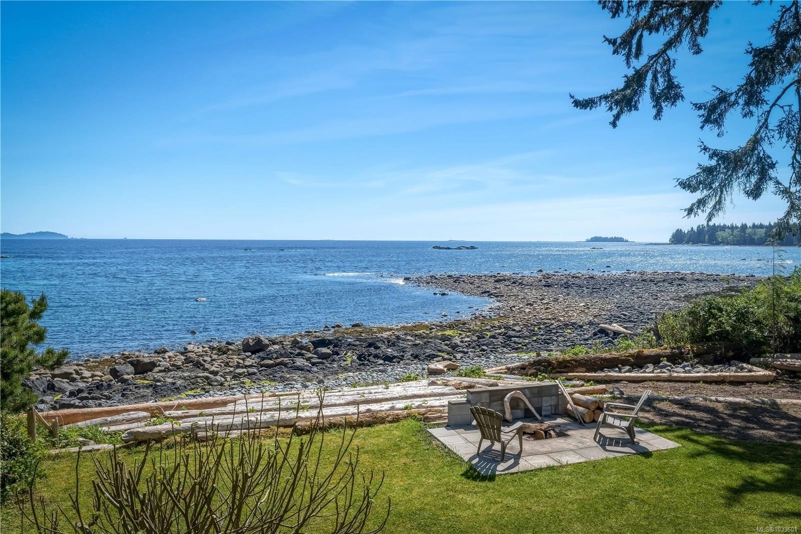 1006 Seventh Ave, Ucluelet, BC
