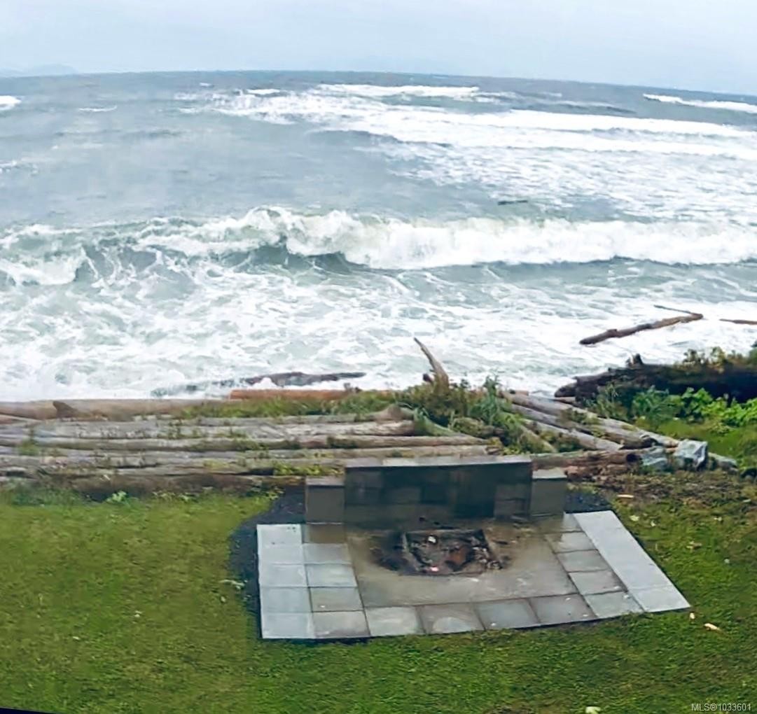 1006 Seventh Ave, Ucluelet, BC