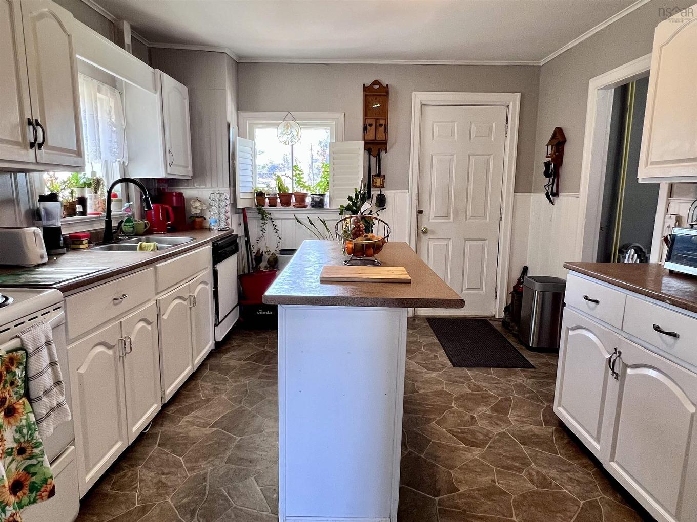 166 North Foord Street, Stellarton, NS