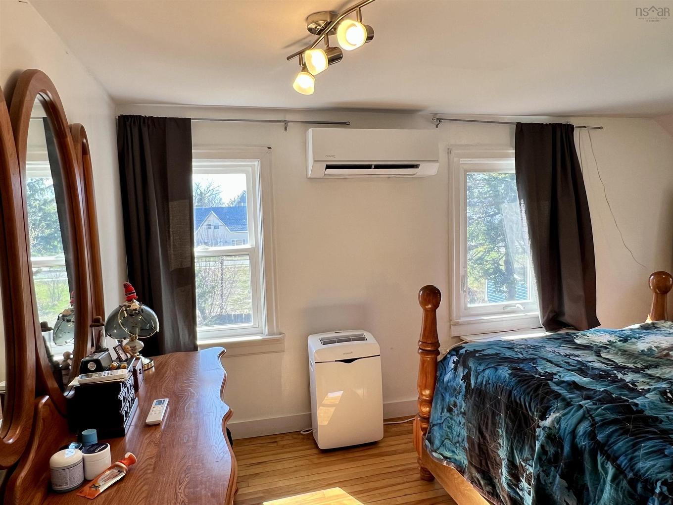 166 North Foord Street, Stellarton, NS
