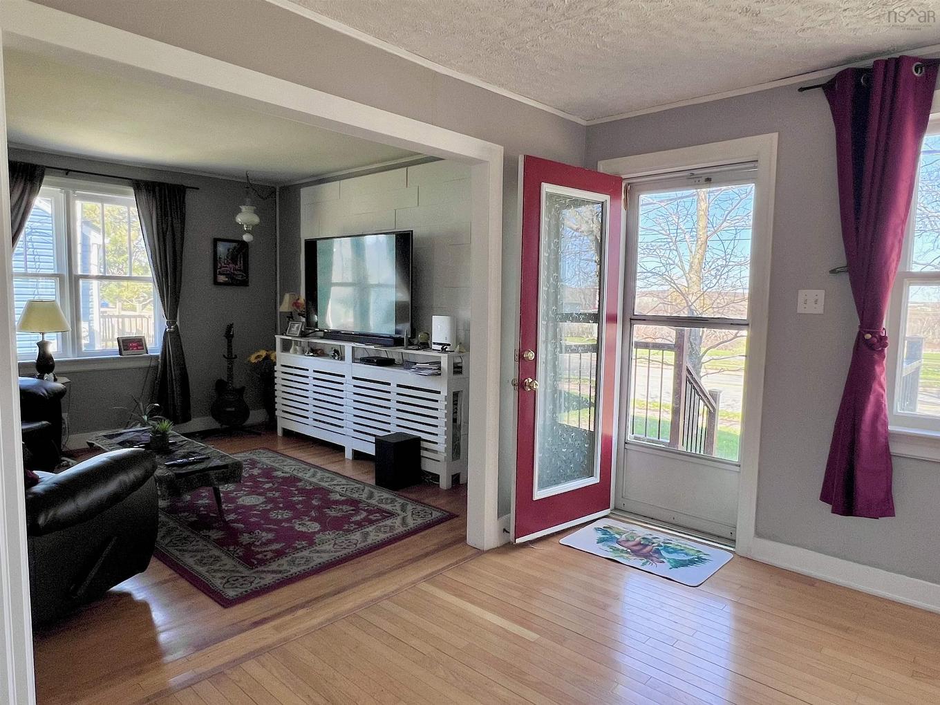 166 North Foord Street, Stellarton, NS