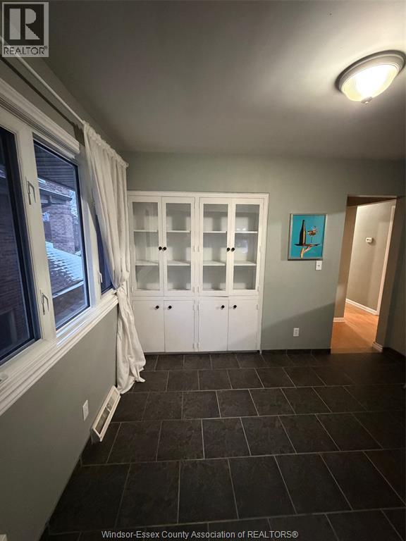 721 Devonshire, Windsor, ON - Indoor Photo Showing Other Room
