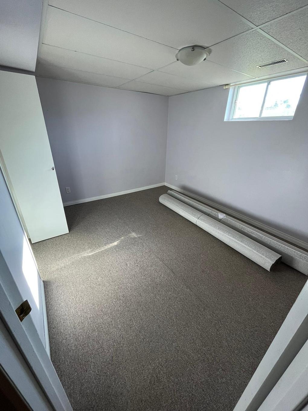 558 Van Norman, Thunder Bay, ON - Indoor Photo Showing Other Room