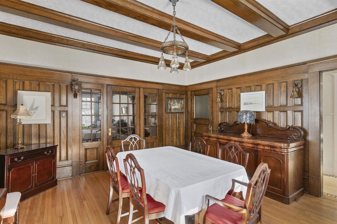 43 Summit Avenue, Thunder Bay, ON - Indoor Photo Showing Dining Room