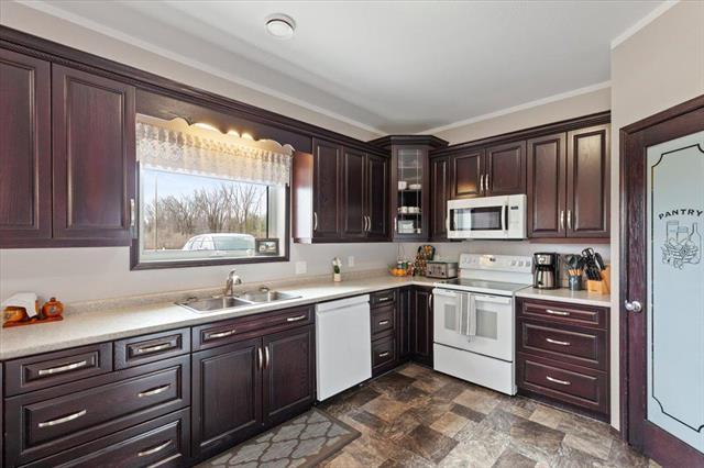 26005 27 Rd, Grunthal, MB