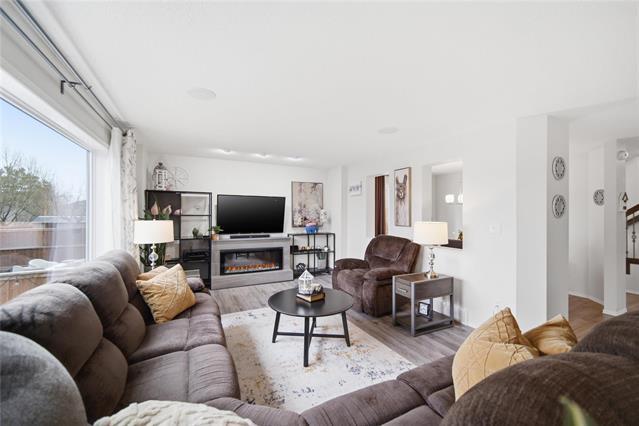 92 Margaret Swann Dr, Winnipeg, MB