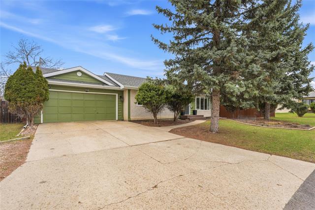 12 Glenthorne Cr, Winnipeg, MB