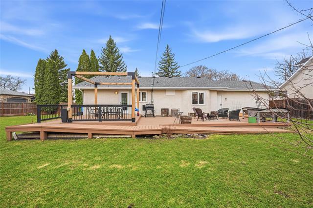 12 Glenthorne Cr, Winnipeg, MB