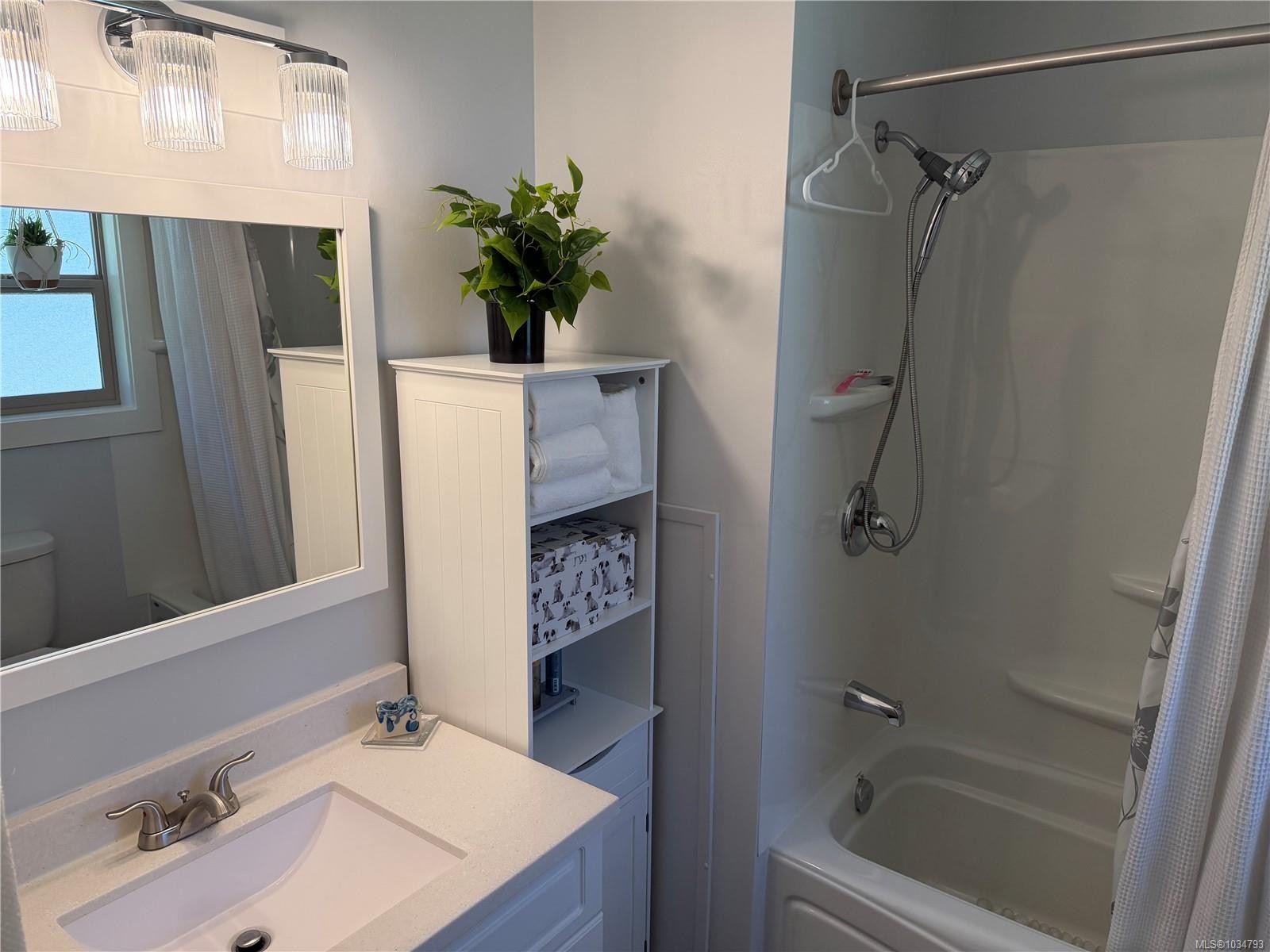 703 Nigei St, Port Alice, BC