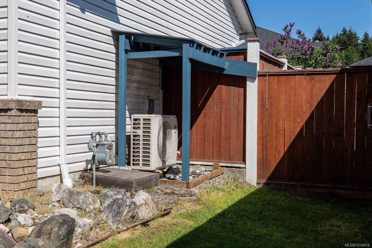 1076 Springbok Rd, Campbell River, BC