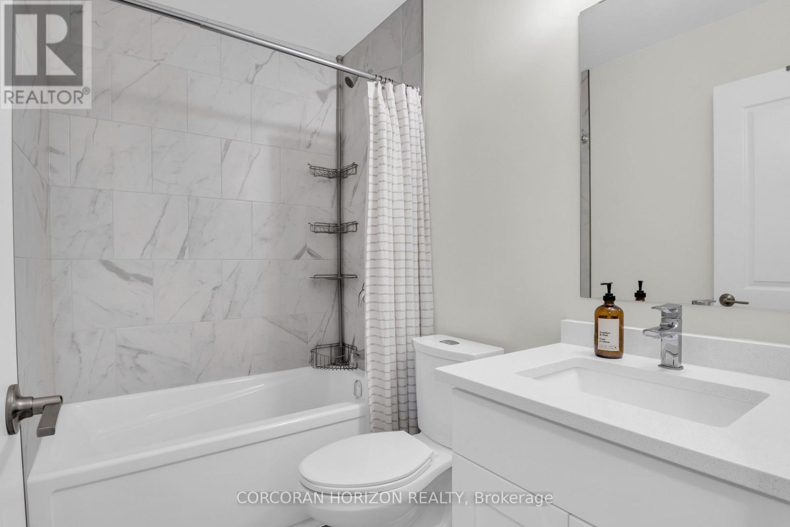 56 - 405 Myers Road, Cambridge, ON - Indoor Photo Showing Bathroom