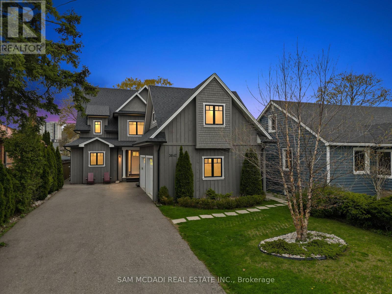 3047 Grenville Drive, Mississauga, ON - Outdoor With Facade