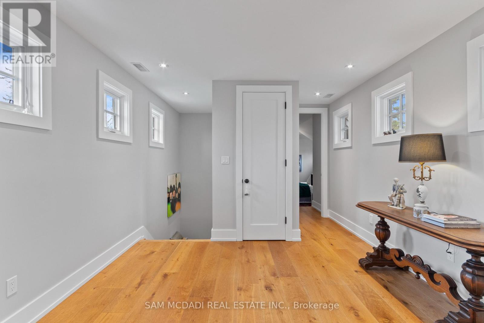 3047 Grenville Drive, Mississauga, ON - Indoor Photo Showing Other Room