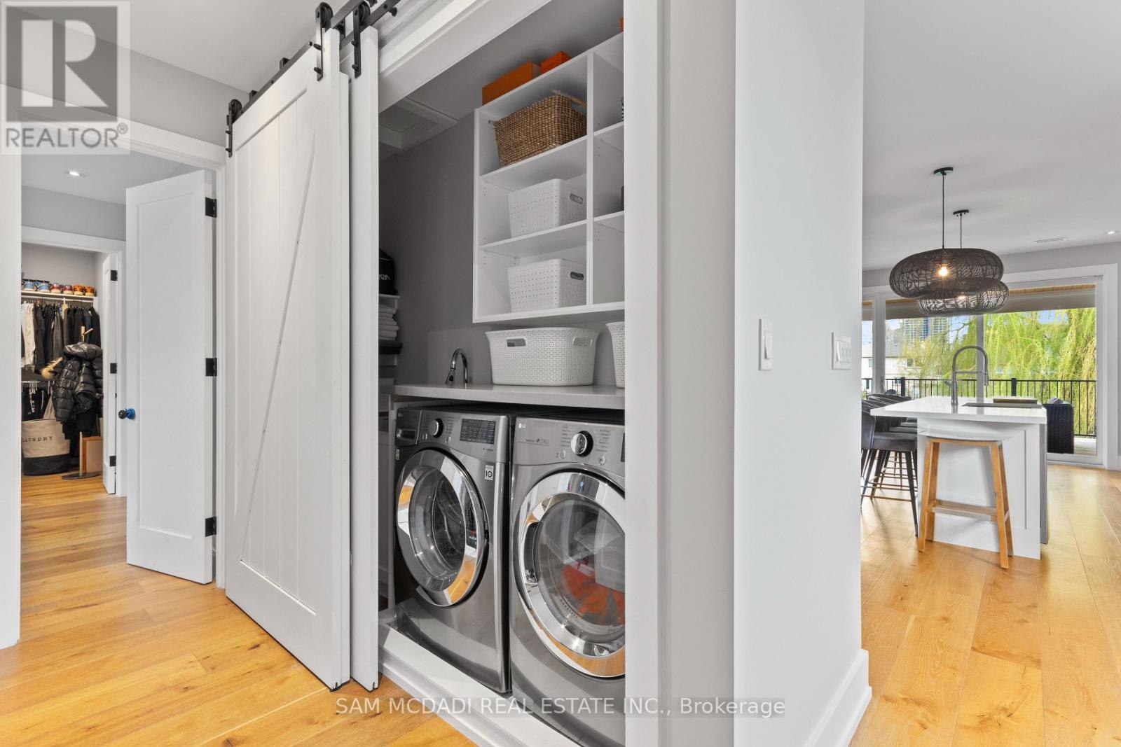 3047 Grenville Drive, Mississauga, ON - Indoor Photo Showing Laundry Room