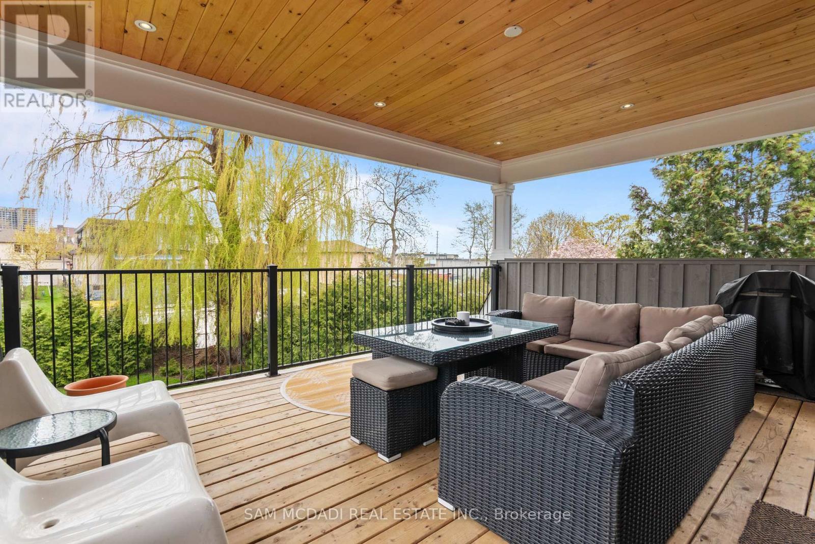 3047 Grenville Drive, Mississauga, ON - Outdoor With Deck Patio Veranda With Exterior