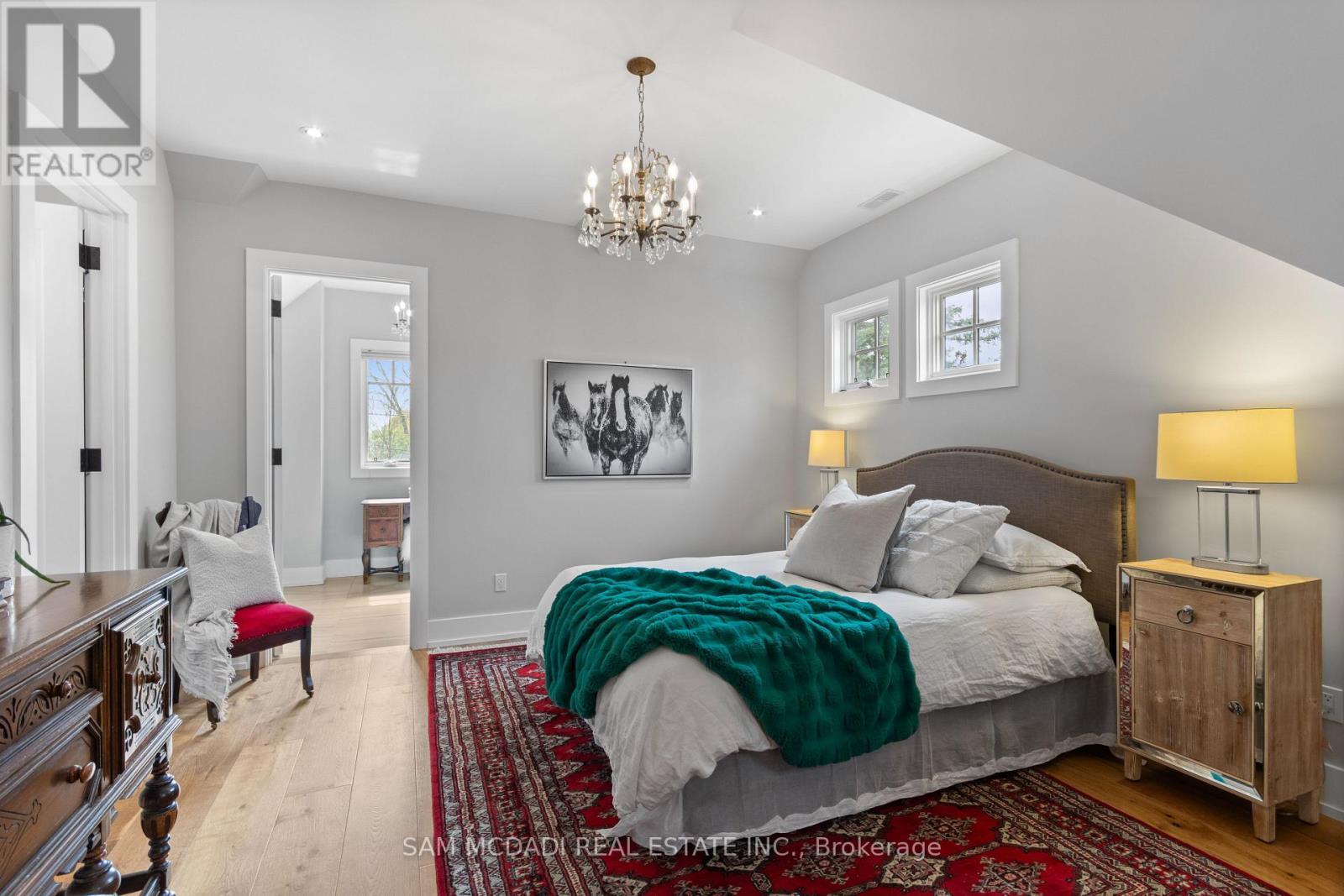 3047 Grenville Drive, Mississauga, ON - Indoor Photo Showing Bedroom