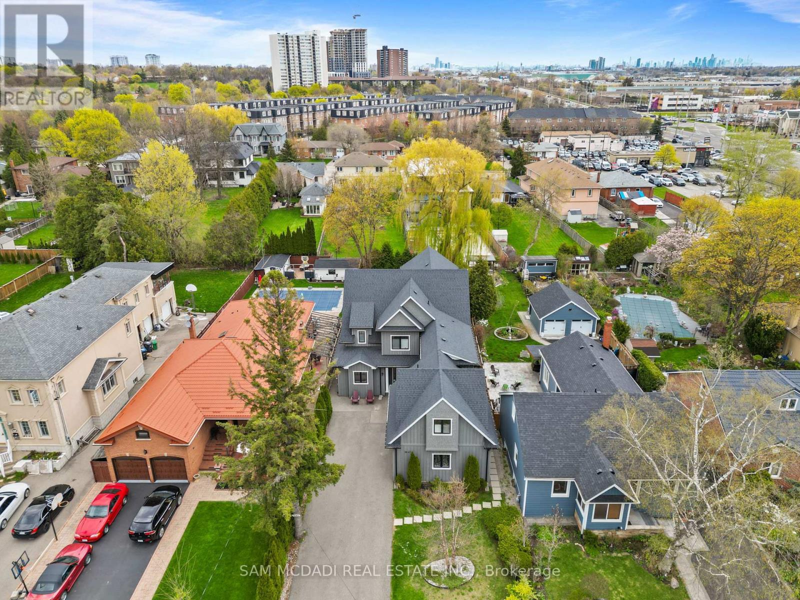 3047 Grenville Drive, Mississauga, ON - Outdoor With View