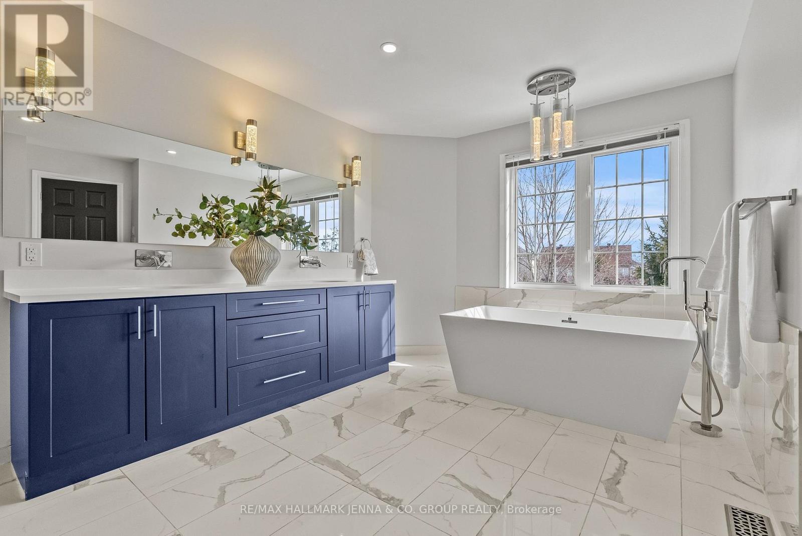 2649 Fallingwater Circle, Ottawa, ON - Indoor Photo Showing Bathroom