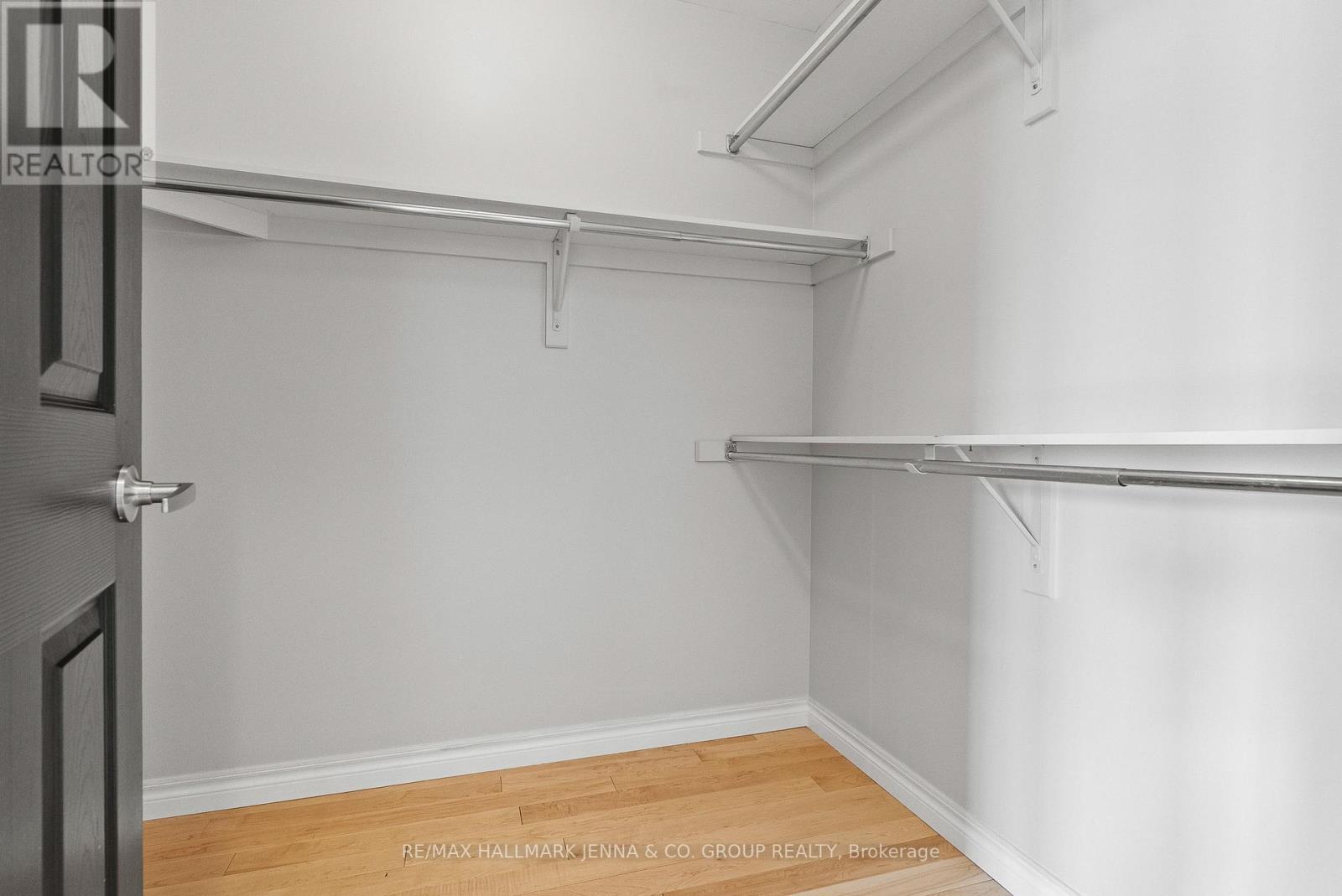 2649 Fallingwater Circle, Ottawa, ON - Indoor With Storage