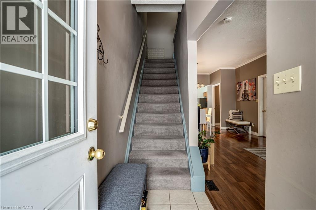 51 Tisdale Street N, Hamilton, ON - Indoor Photo Showing Other Room