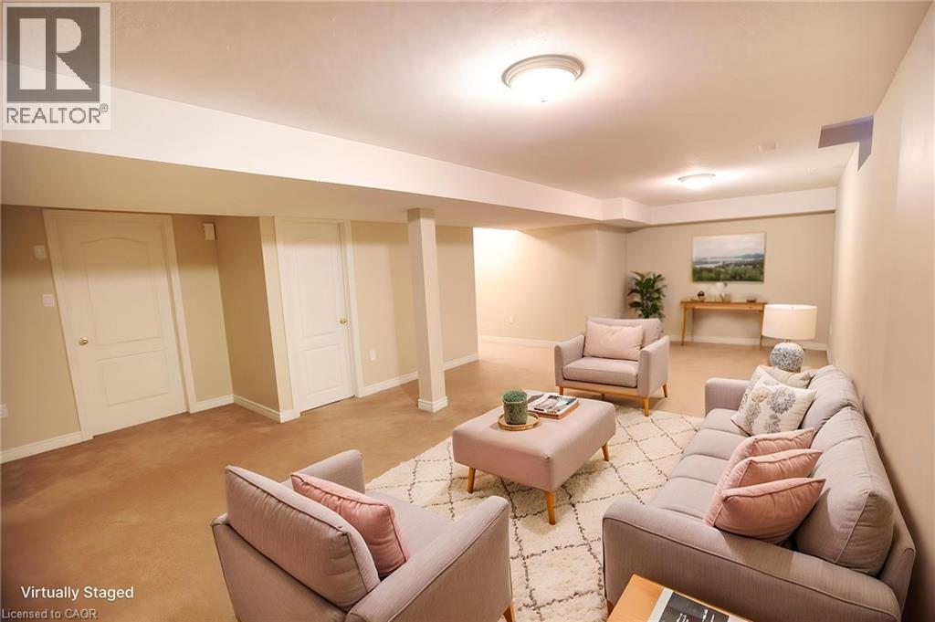 2 Harbour Drive Unit# 9, Hamilton, ON - Indoor Photo Showing Other Room
