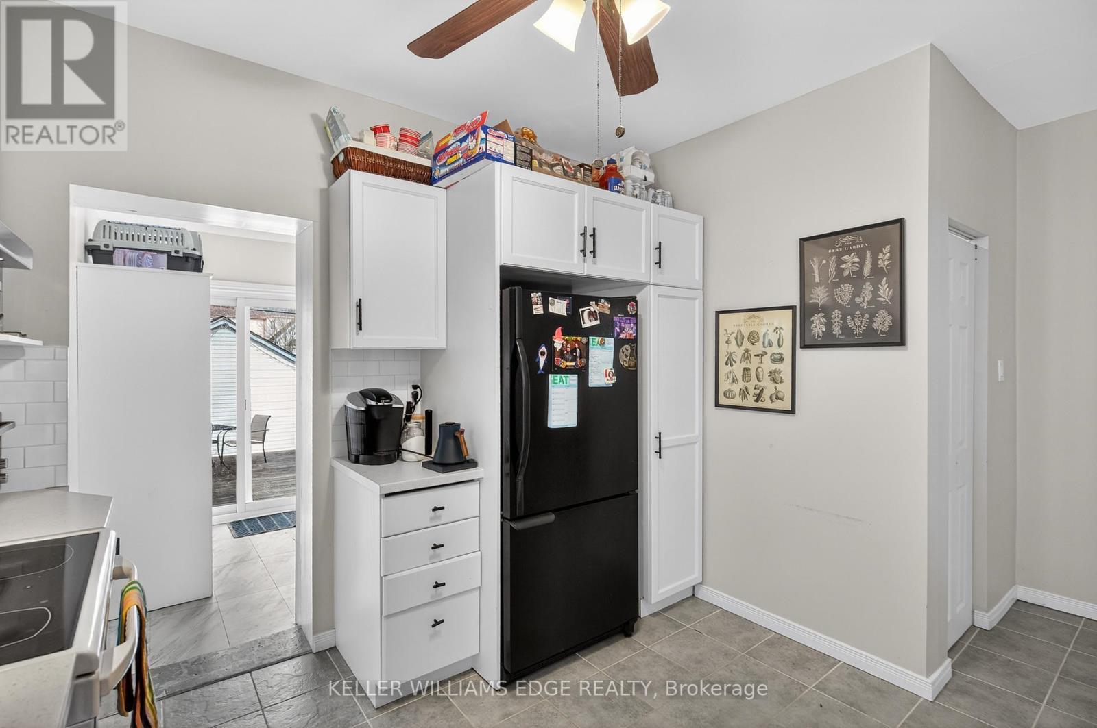209 Glendale Avenue N, Hamilton, ON - Indoor
