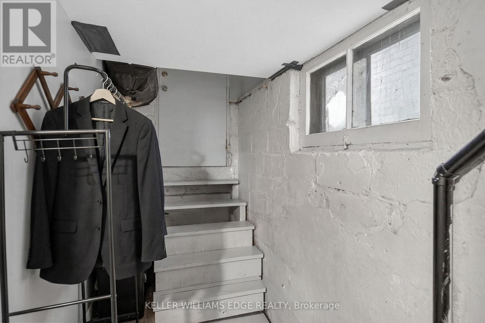 209 Glendale Avenue N, Hamilton, ON - Indoor Photo Showing Other Room
