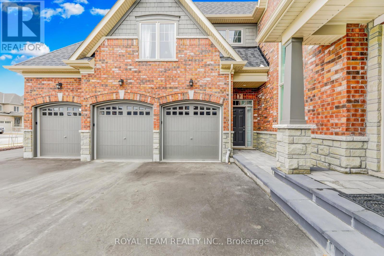 25 Thompson Way, Springwater, ON - Outdoor