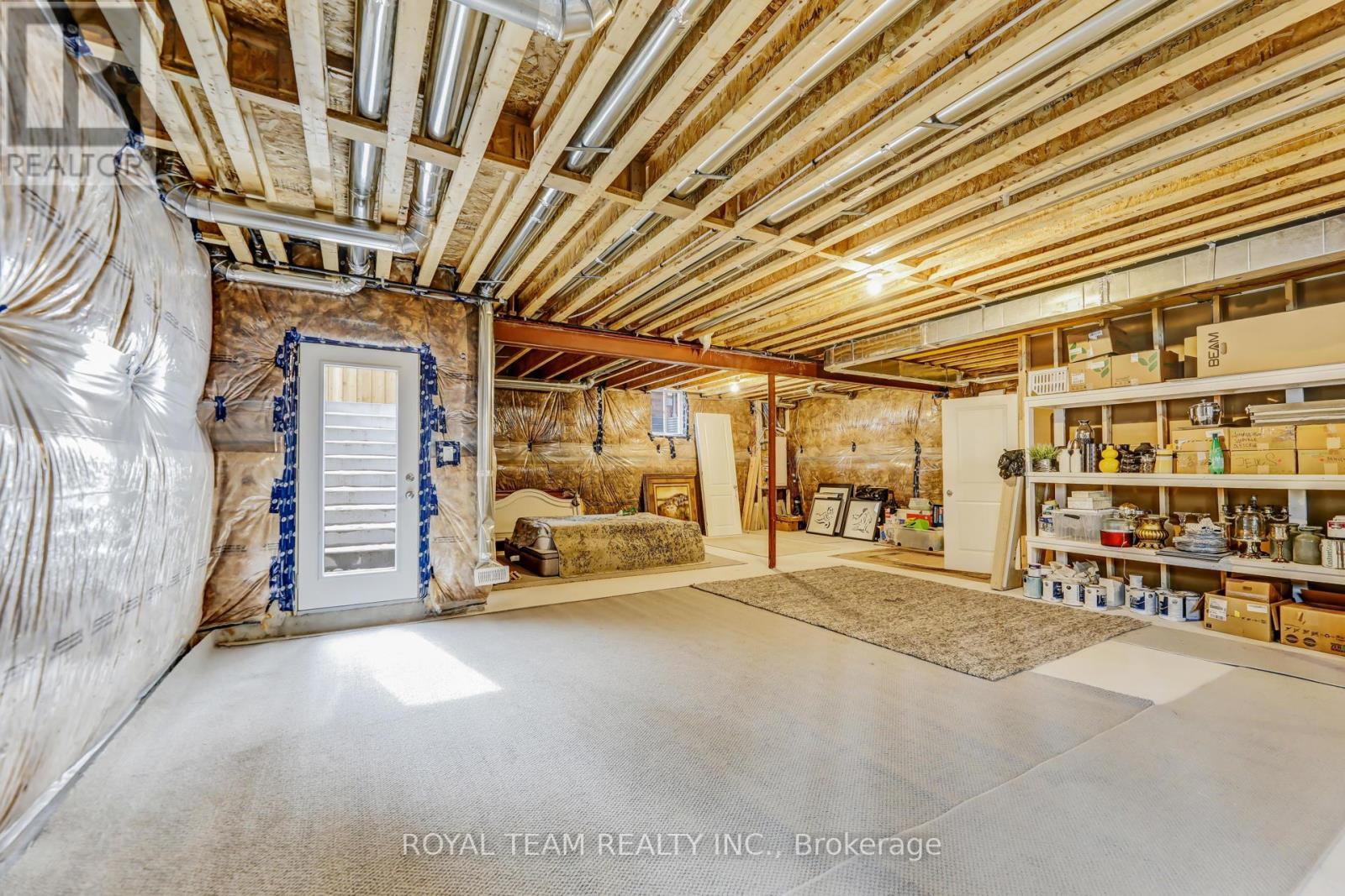 25 Thompson Way, Springwater, ON - Indoor Photo Showing Basement